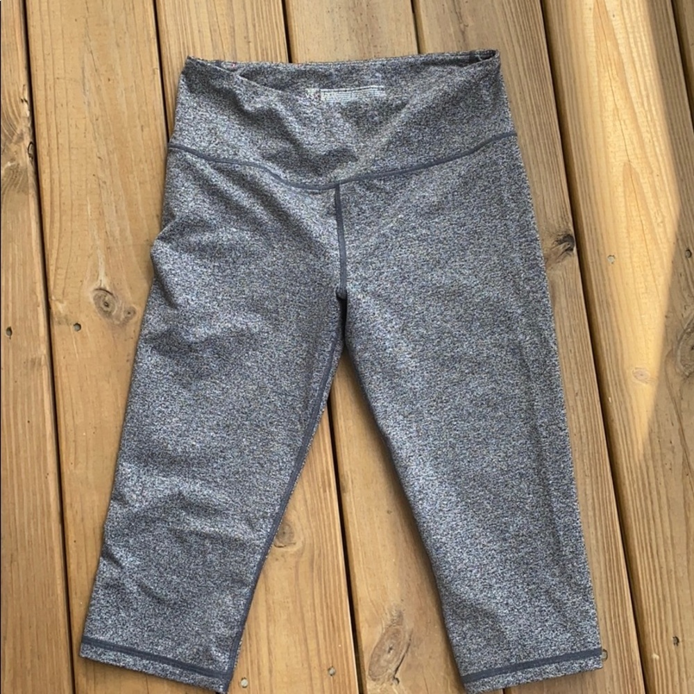 Victoria Secret cropped legging M